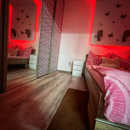 Utulny V Zlatych Moravciach 아파트 Zlaté Moravce